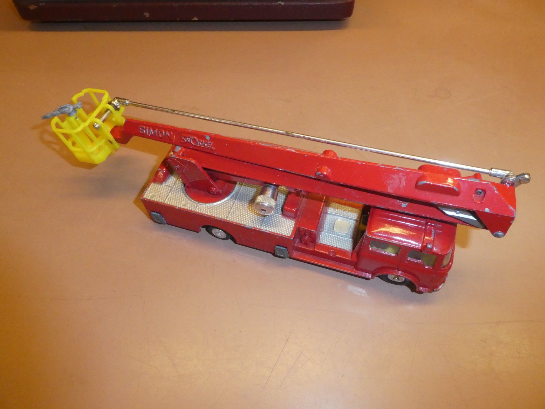 Corgi Toys Modellini d'auto: Major Feuerwehrauto – Usato da Chur venduto da Diversico2010