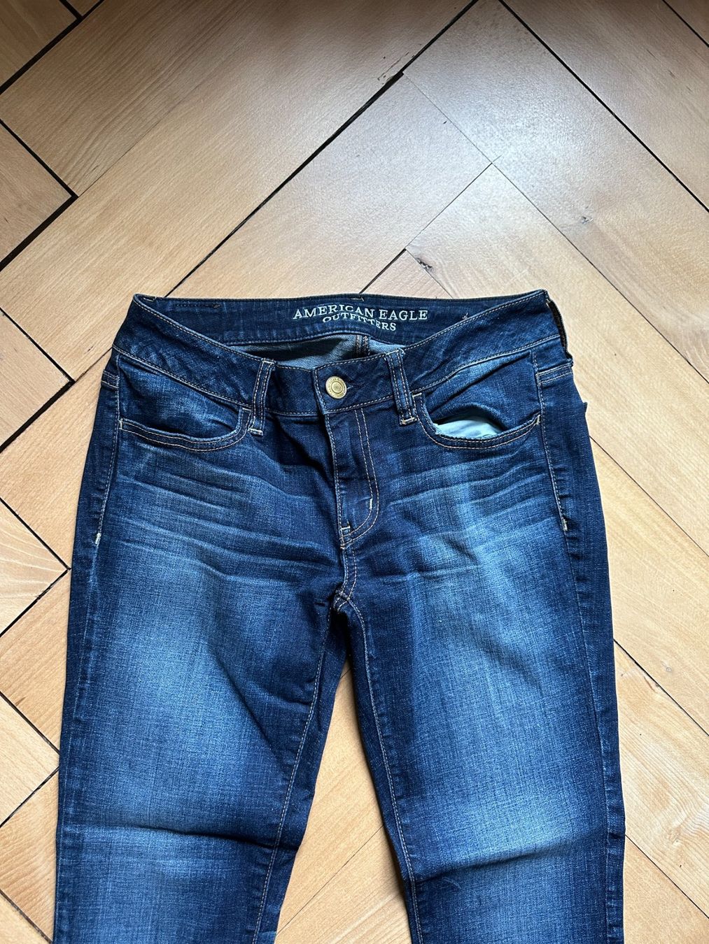 American Eagle Jeans: AMERICAN EAGLE - Jeggings dunkelblau 38 – Usato da Zürich venduto da Diazaio 1