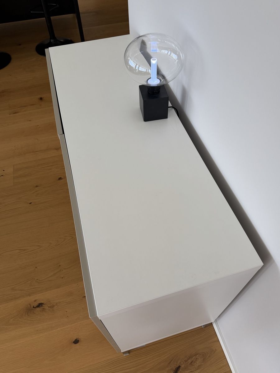 Cassettiere: Ikea Besta Sideboard – Usato da Maienfeld venduto da hfo_b9jq 1