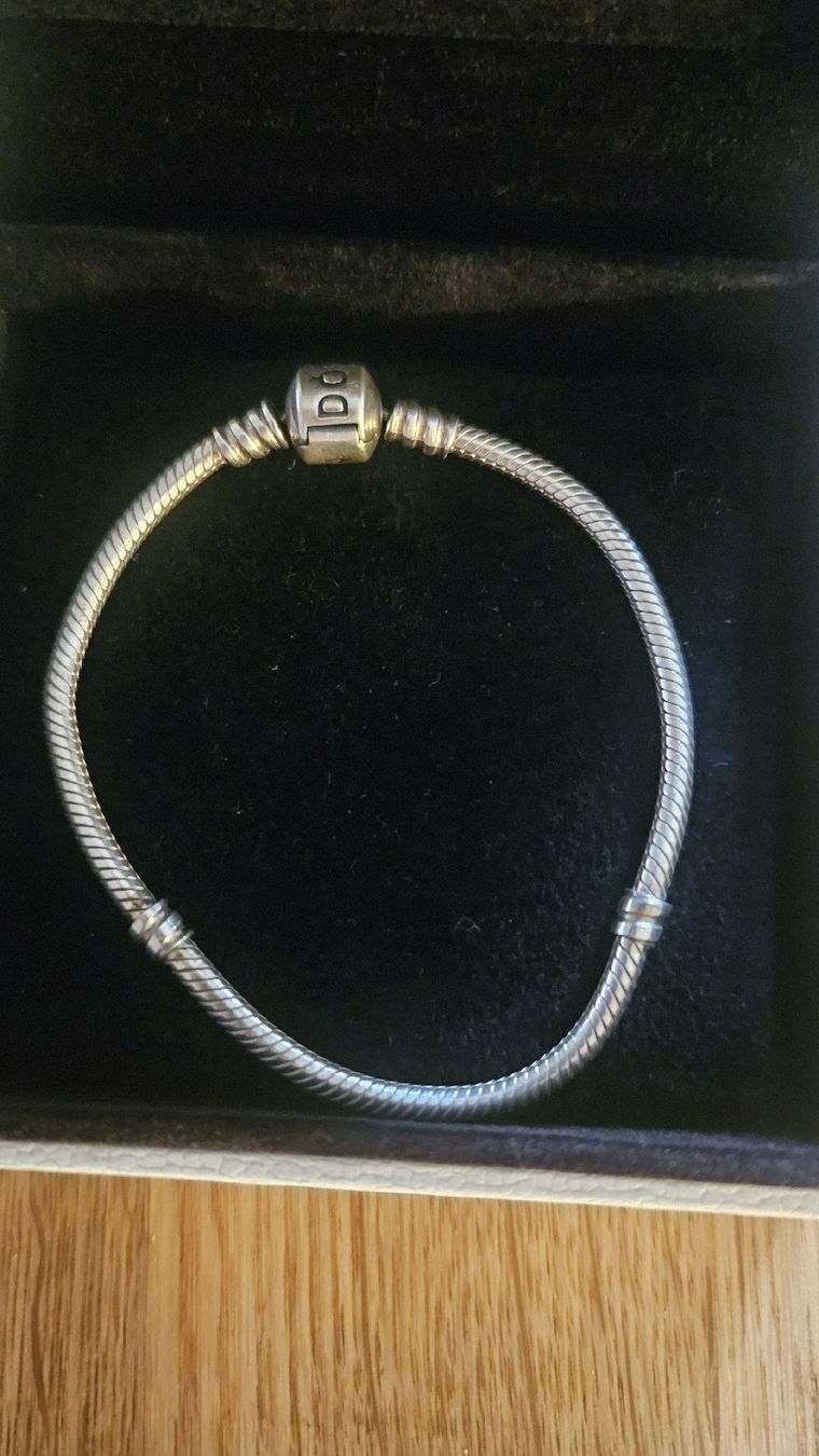 Pandora Bracciali & Braccialetti: Pandora Armband – Usato da Bern venduto da chiaramerchi 1