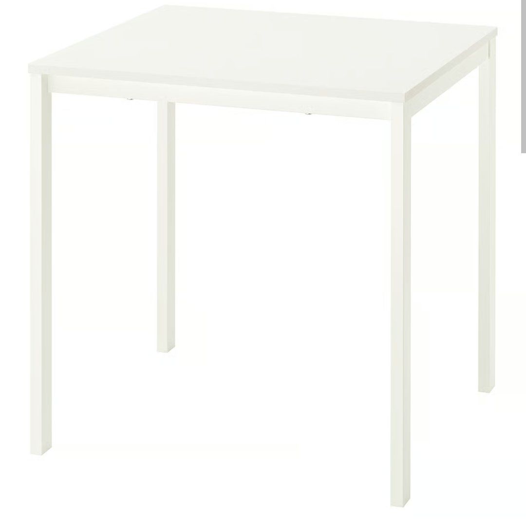 Ikea Tavoli: VIHALS Table, white/white, 74x74 cm – Usato da Uster venduto da dma_yz5f