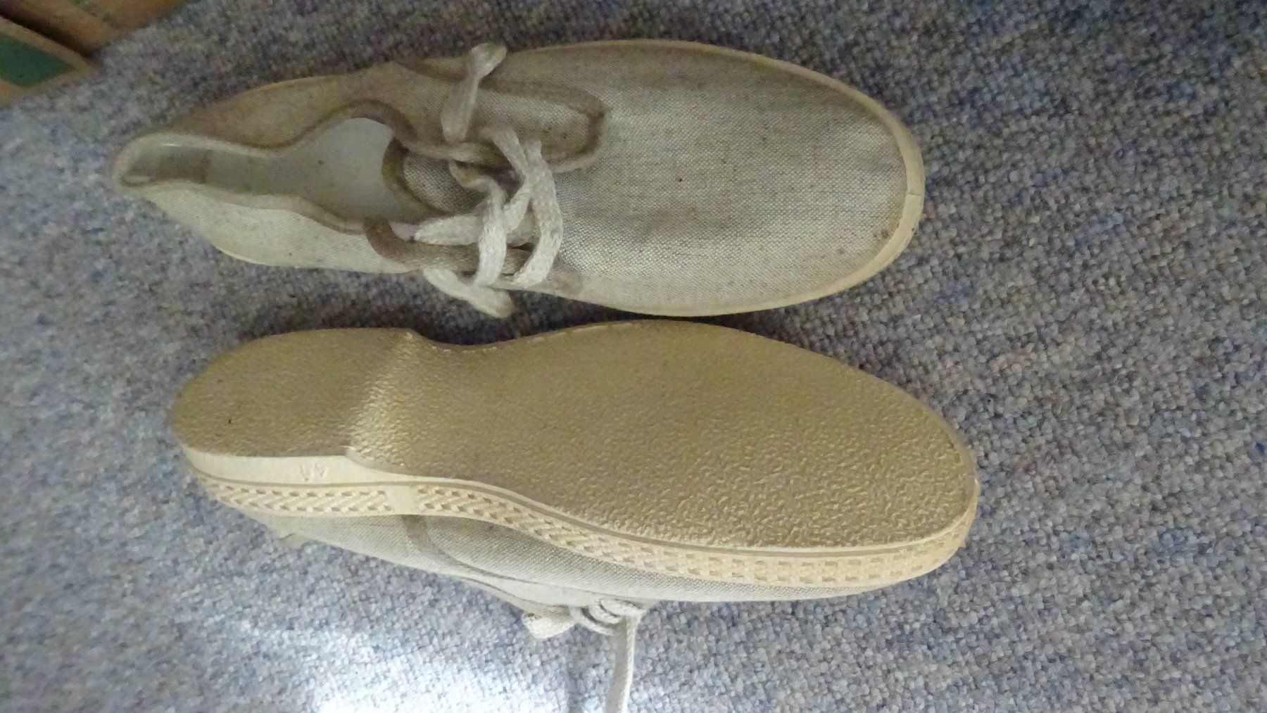 Scarpe da uomo: NEUE SCHUHE  GR 43   Letzte verk. – Nuovo (secondo la descrizione) da Burgdorf venduto da may52 1