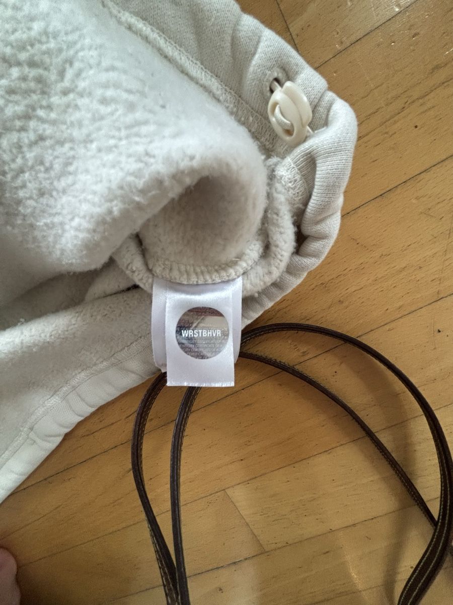 Maglioni & Felpe: Sweatshirt RSTBHVR grau – Usato da Thalwil venduto da valerie17 3