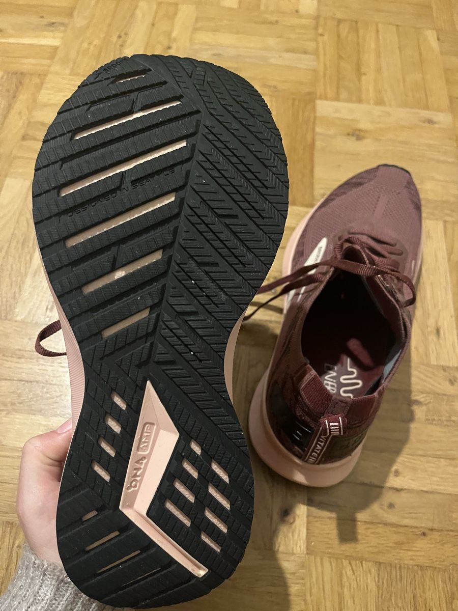 Brooks Scarpe da donna: Brooks Levitate wie neu, Grösse 40 – Usato da Thun venduto da bvle_68 3