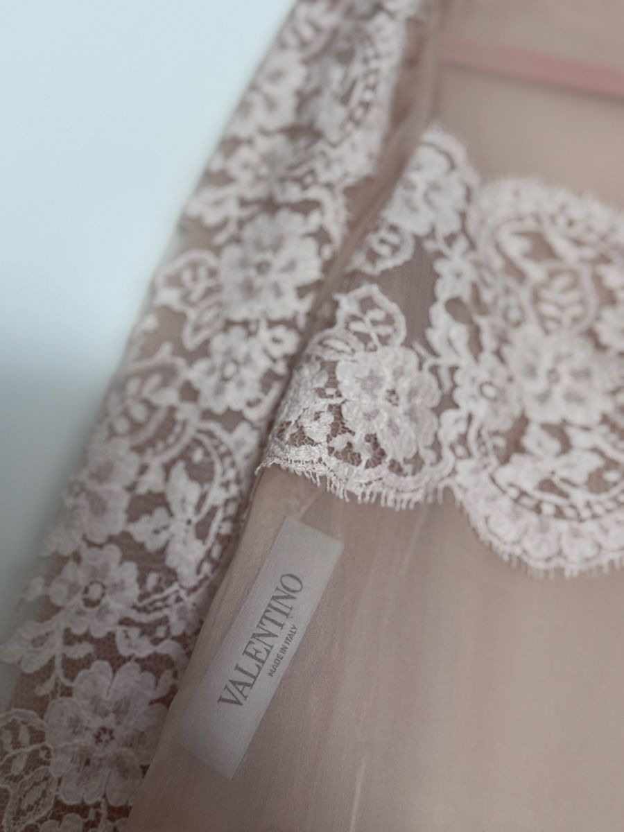 Valentino Chemisiers: Original Valentino Bluse Nude Rosa Spitze  – D'occasion à Steckborn par rab_y78k 2