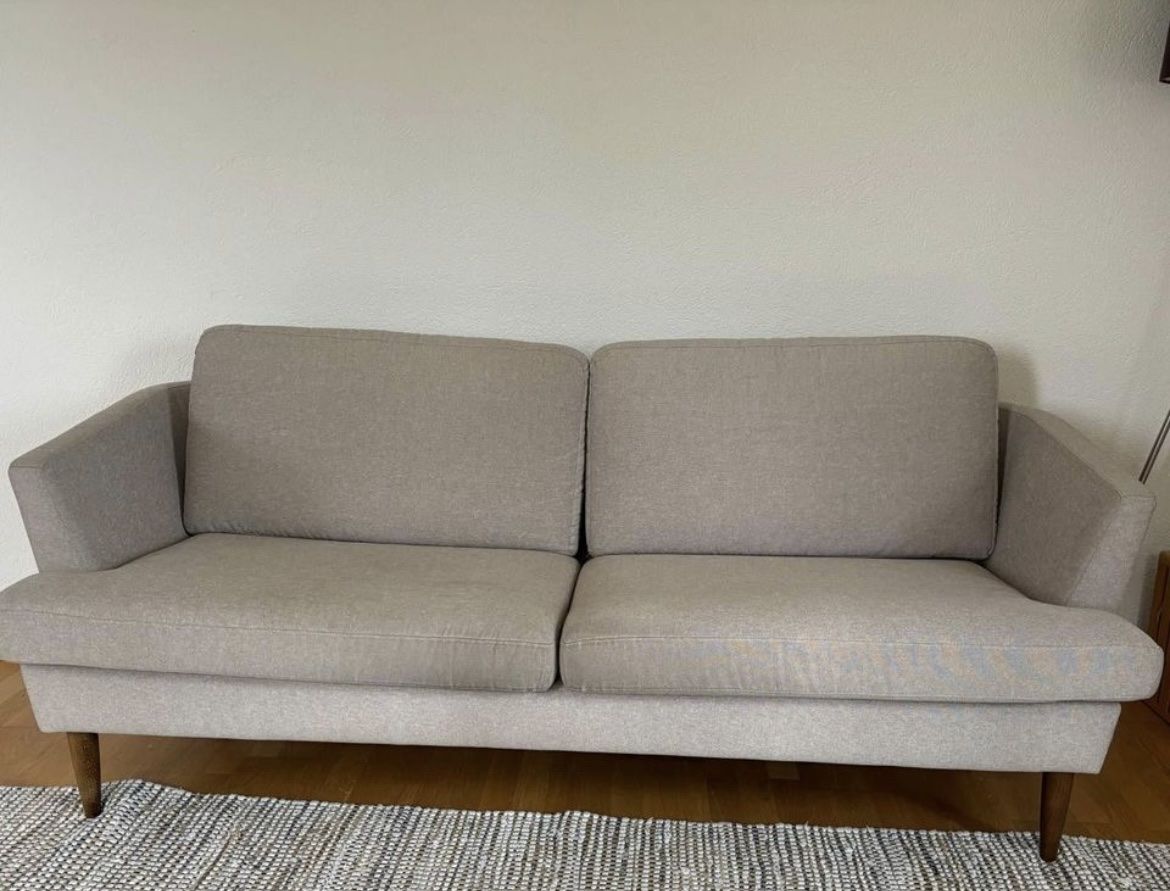 Interio Divani: Sofa INTERIO savona 2.5er scandi look – Usato da Zürich venduto da Nylee