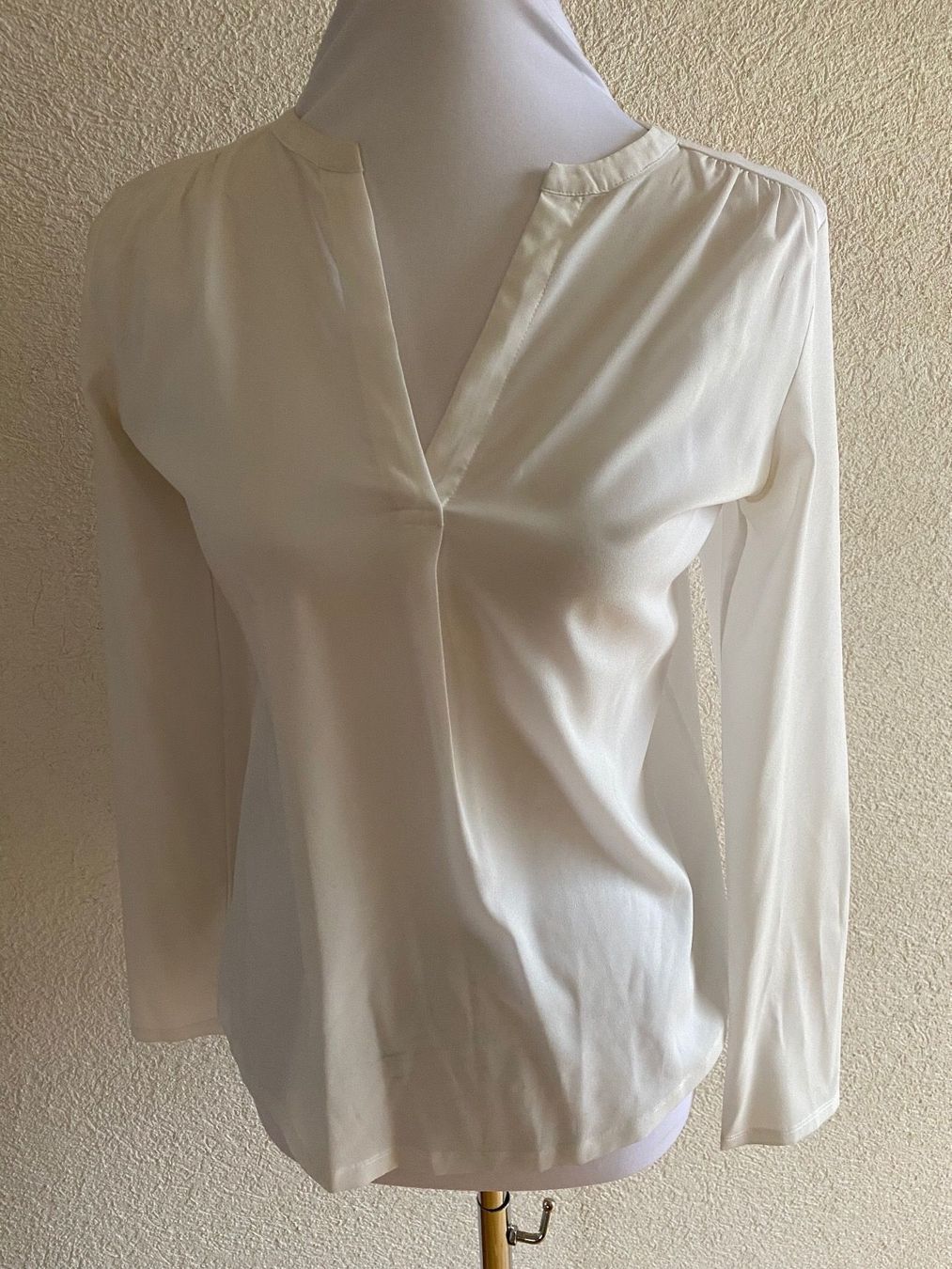 Blusen: 5 Damen Bluse – Gebraucht aus Münchenstein von ArleneLM