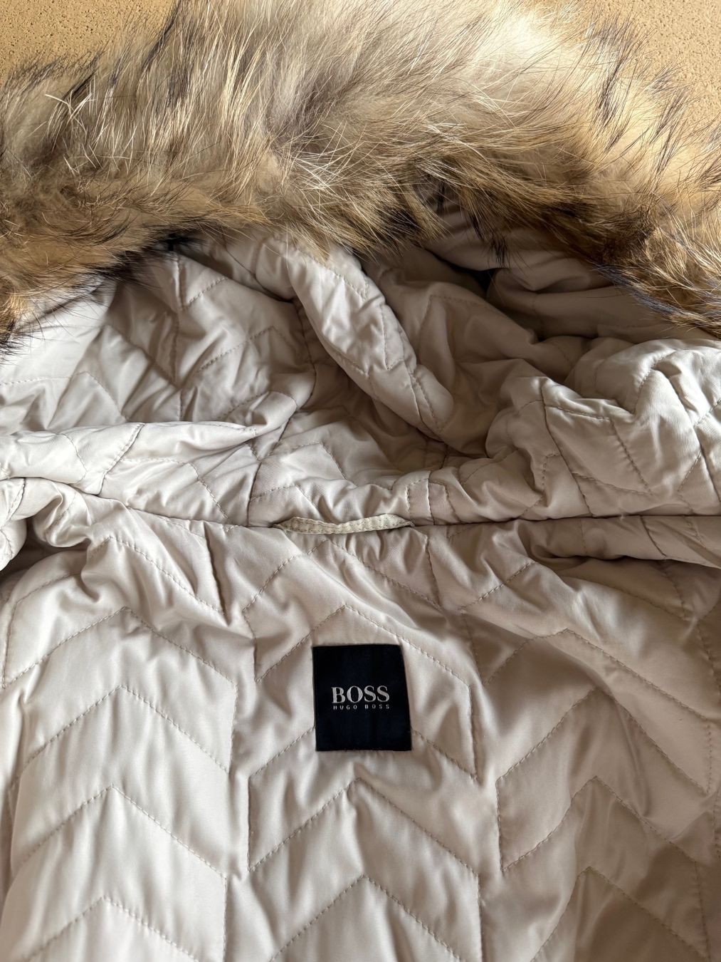 Hugo Boss Jacken: Doudoune Boss, taille 56 – Gebraucht aus St-Gingolph von GoldenKeys 3