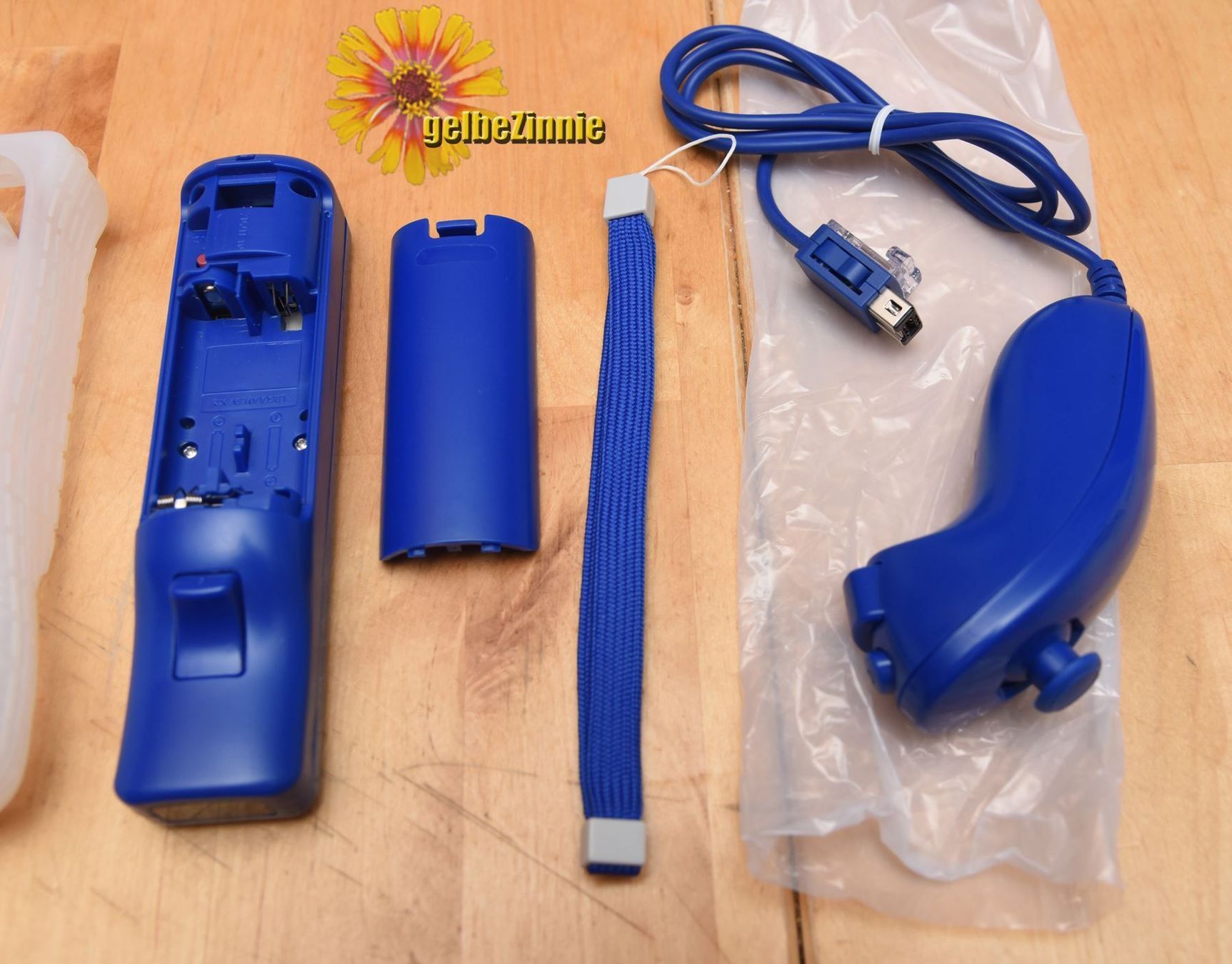 Controller: Wii Controller Blaumit Nunchuk (NEU) – Nuovo (secondo la descrizione) da Frenkendorf venduto da gelbeZinnie 2