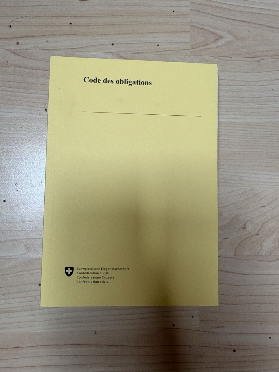 Libri: Code des obligations Suisse - Livre essentiel! – Usato da La Heutte venduto da Overmor66