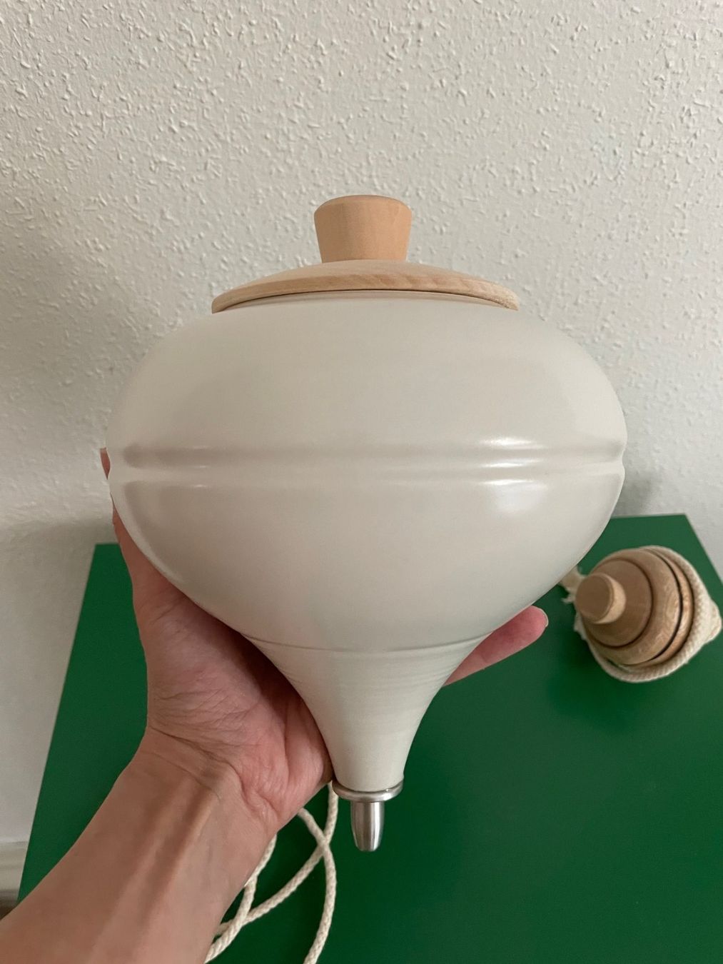 Vasi & Recipienti: Kreisel – "O Pião das Nicas" – Nuovo e nell'imballaggio originale da Neuenhof venduto da UmaCasa 2