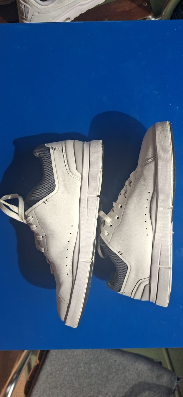 On Scarpe da uomo: On The Roger Advantage Herren Sneaker, Grösse 44.5  – Usato da Zürich venduto da Jeronimo83 3