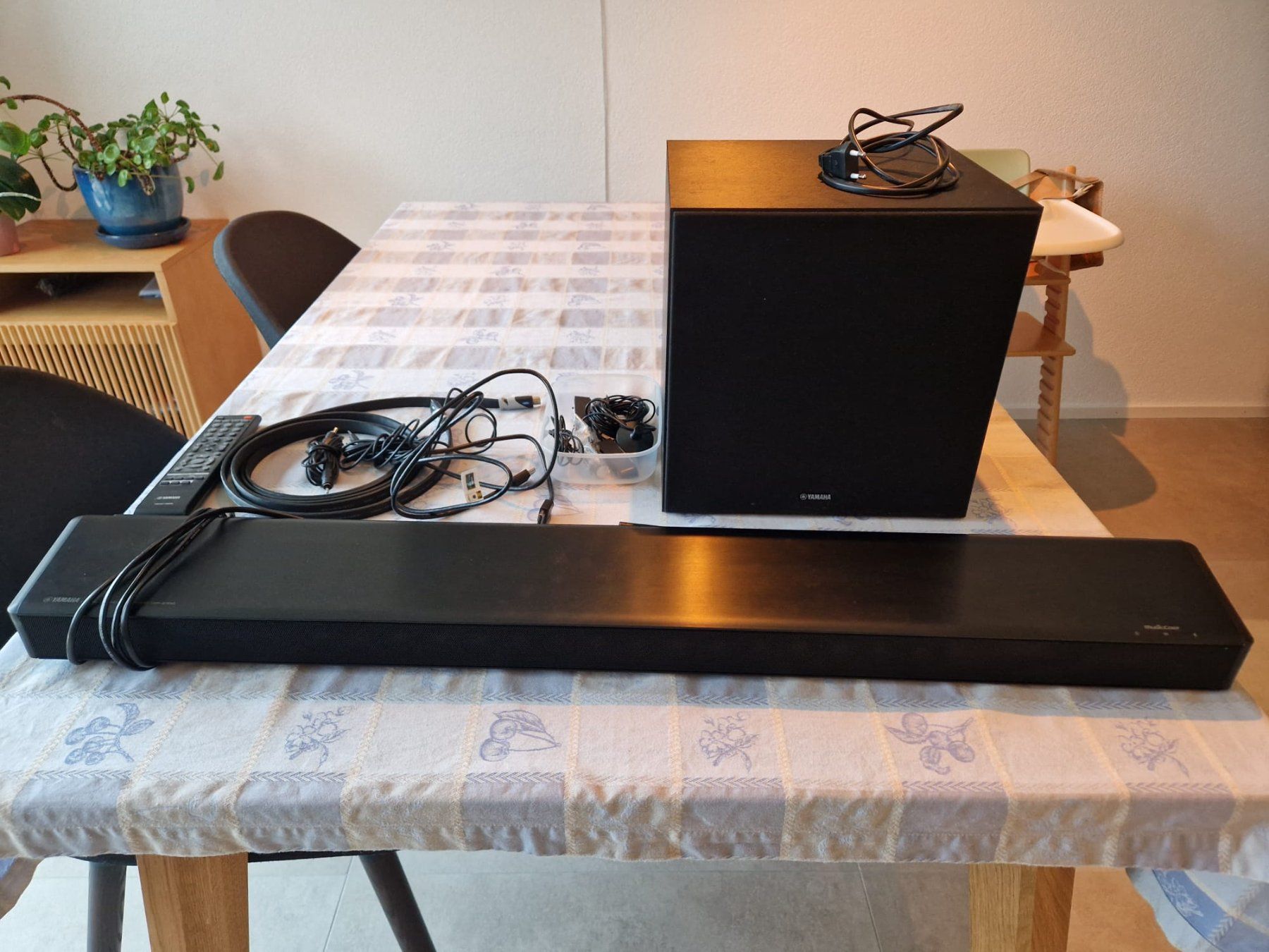 Yamaha Home Cinema: Yamaha sound system – Usato da Mont-sur-Lausanne venduto da emi_lc86