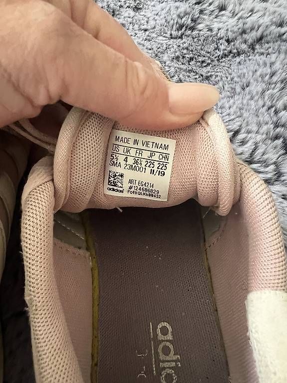 Scarpe da donna: ADIDAS WOMEN 36 2/3 – Usato da Zürich venduto da szilikriszta 3