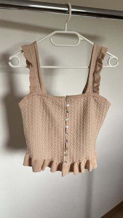 Neus Zara-Top aus hochwertigem Strick