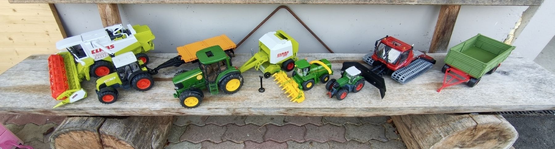 Bruder Giocattoli: Landwirtschaftsmodell Set Bruder  – Usato da seon venduto da Betttuner