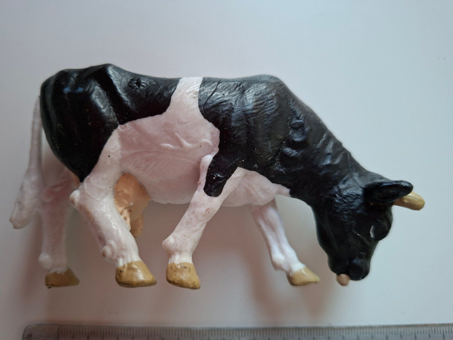 Giocattoli: Schleich® Kuh, grasend – Usato da Weiningen ZH venduto da Annakatharina