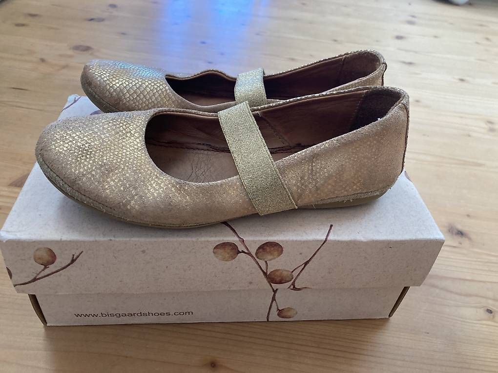 Scarpe per ragazze: Bisgaard Balerina Gr.32 – Usato da Brunnadern venduto da Bumlebee 1