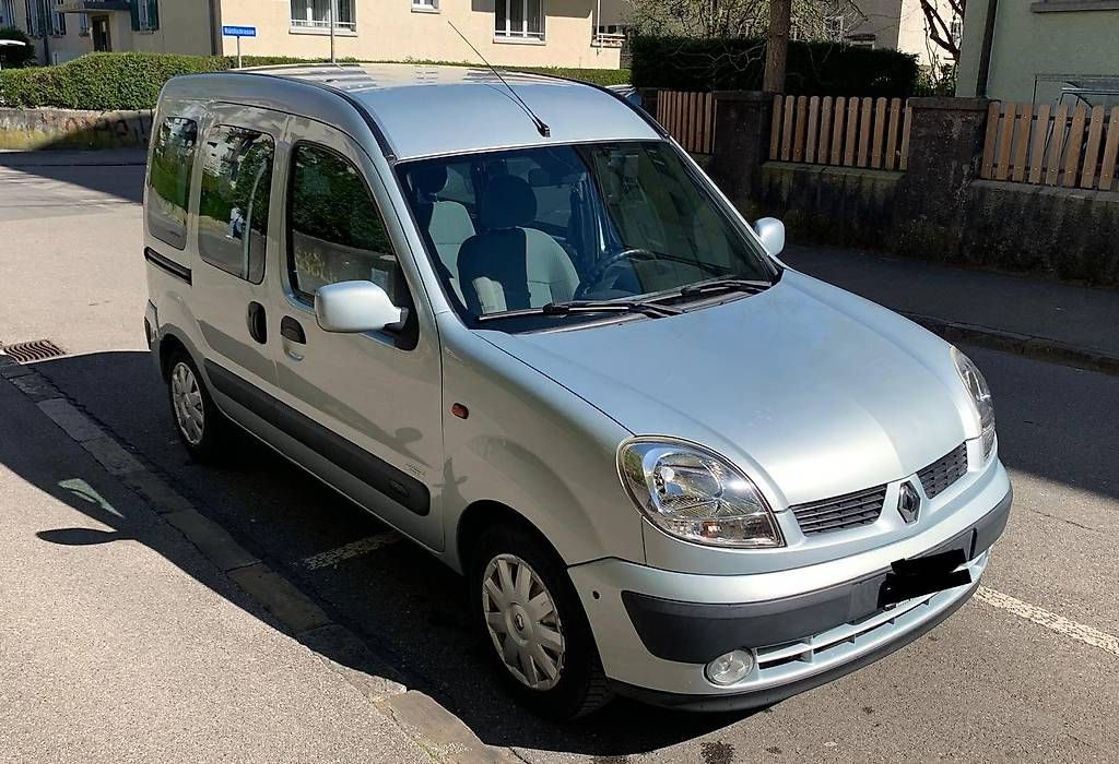 Renault Autos: Auto mit Rollstuhlrampe – Gebraucht aus Bern von sch_5y7h 1