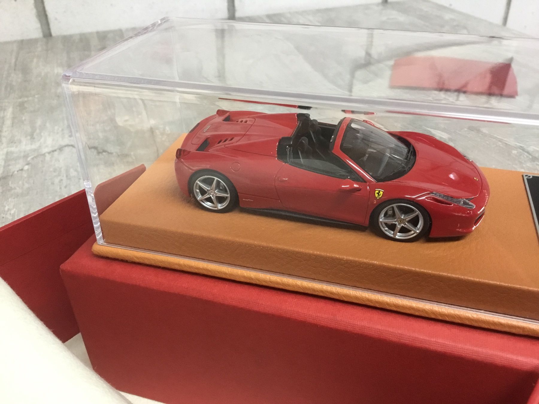 Ferrari Modellini d'auto: Ferrari 458 Spider / MR Modell / 1:43 – Nuovo (secondo la descrizione) da Brig venduto da Sonne11 4