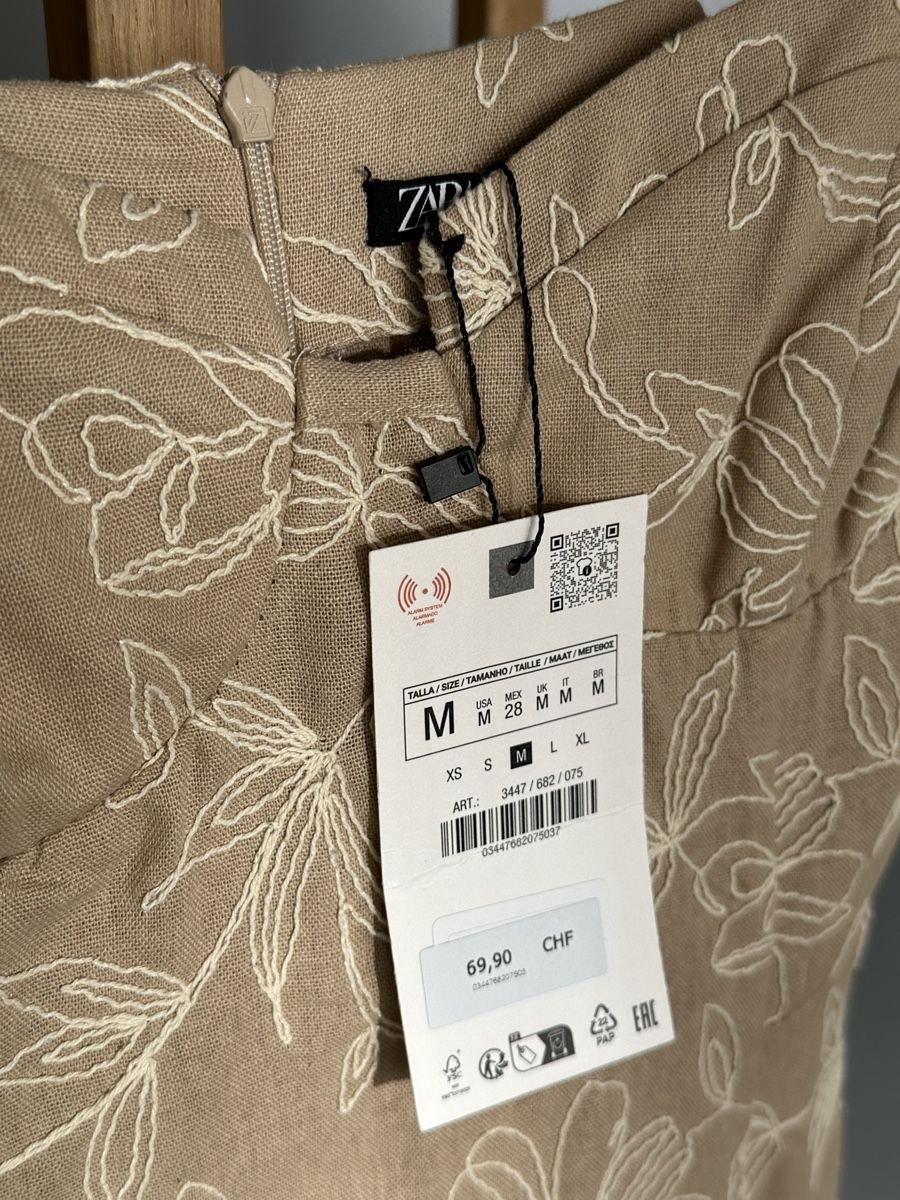 Vestiti: Beiges Kleid – Nuovo (secondo la descrizione) da Gipf-Oberfrick venduto da Gabor5 3