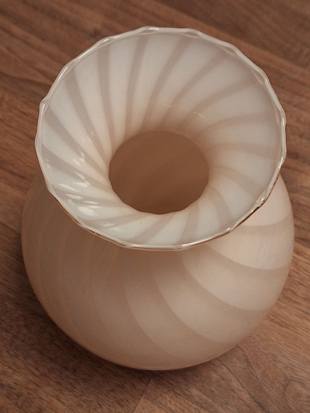 Murano Vasi & Recipienti: Murano Swirl Vase – Usato da Dornach venduto da bals28 1