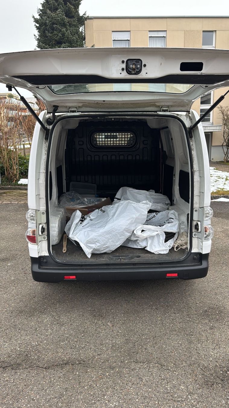 Nissan Veicoli commerciali: Nissan e-NV200 (2015) – Usato da Zürich venduto da Ver_nnx7 1