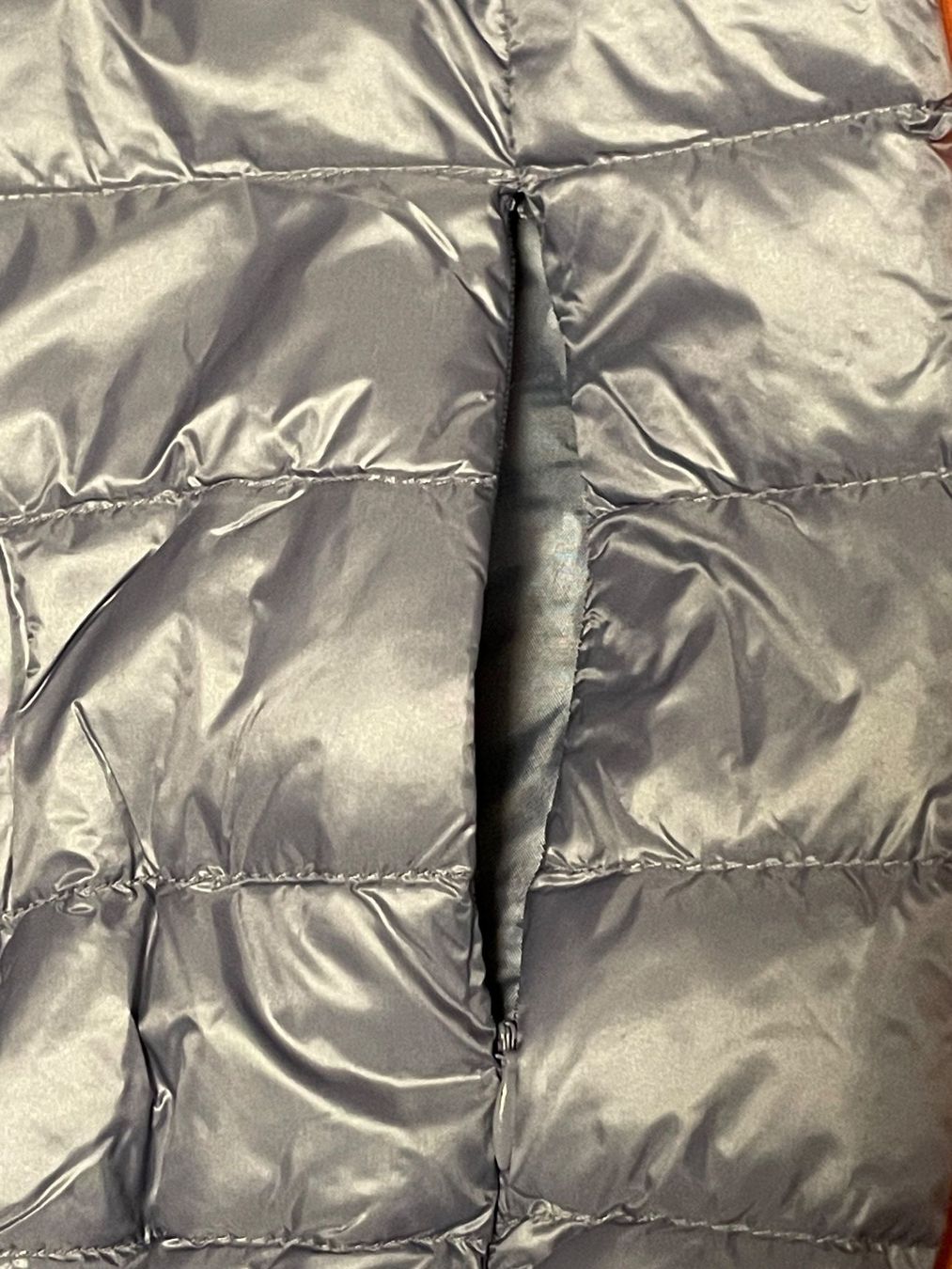 Jacken: Leichte (Daunen)jacke mit Kapuze, Grösse S – Neu (gemäss Beschreibung) aus Rafz von stg101 5