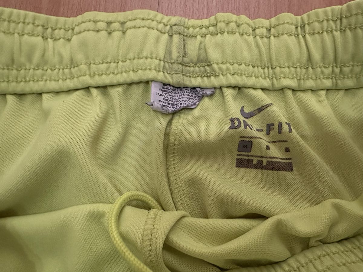 Nike Pantaloni: FC Augsburg Nike Hose – Usato da Chur venduto da Sim7000 2