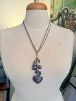 Collier argenté avec pendentif en forme de cœur!
