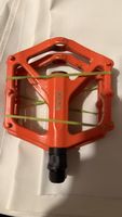Fahrradpedale orange gebraucht guter Zustand