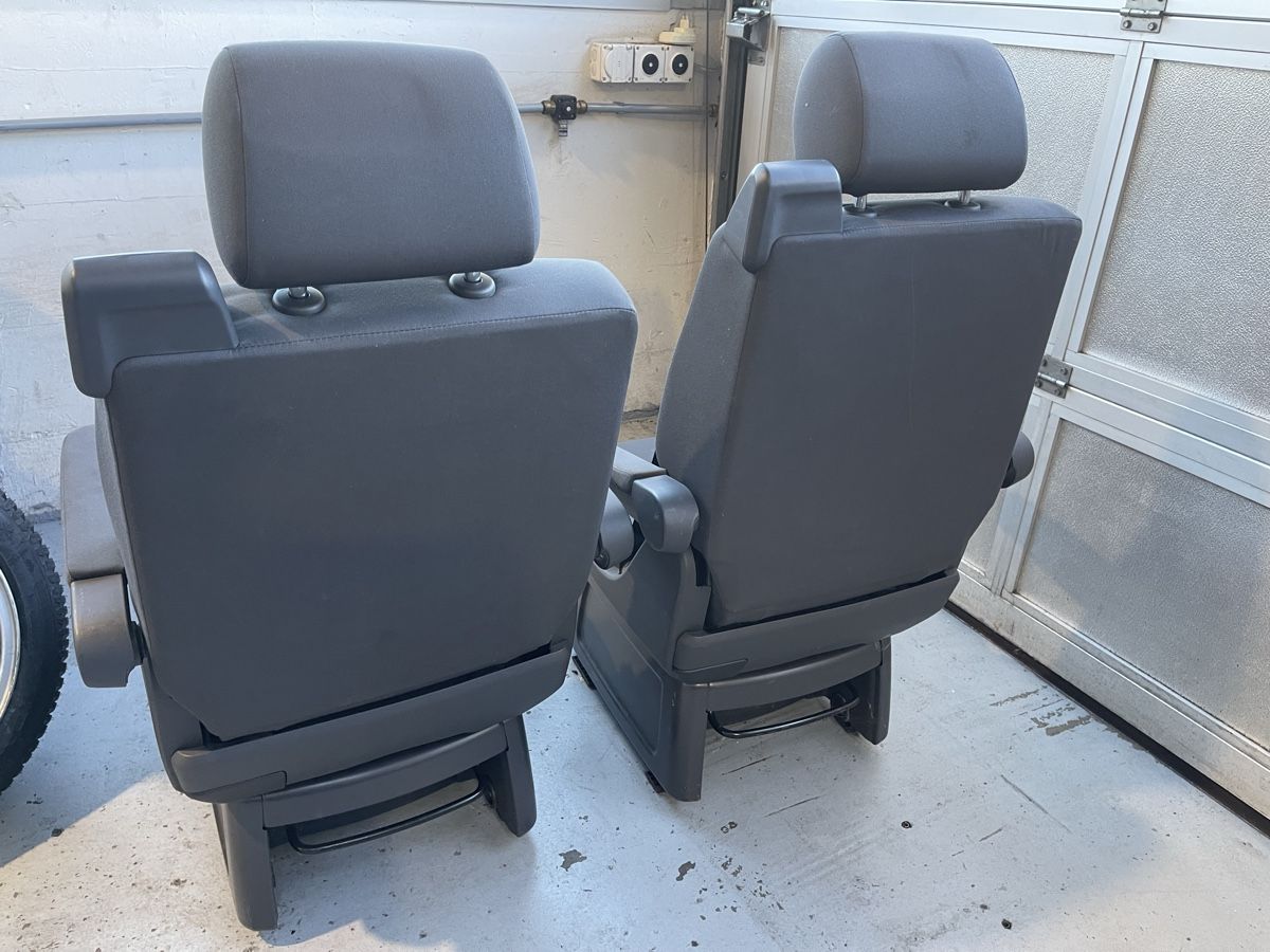 VW Alle Autoersatzteile: Vw T5 Einzelsitze – Gebraucht aus Hedingen von garageberglas 1