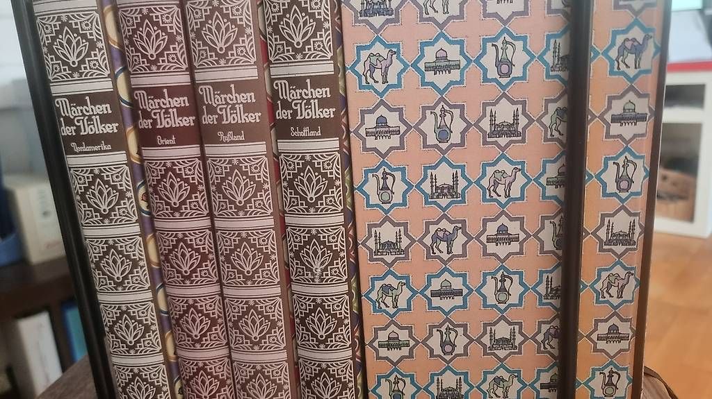 Bücher: Komplettes Band Märchen der Völker – Gebraucht aus Turbenthal von Cybergreek1978 1