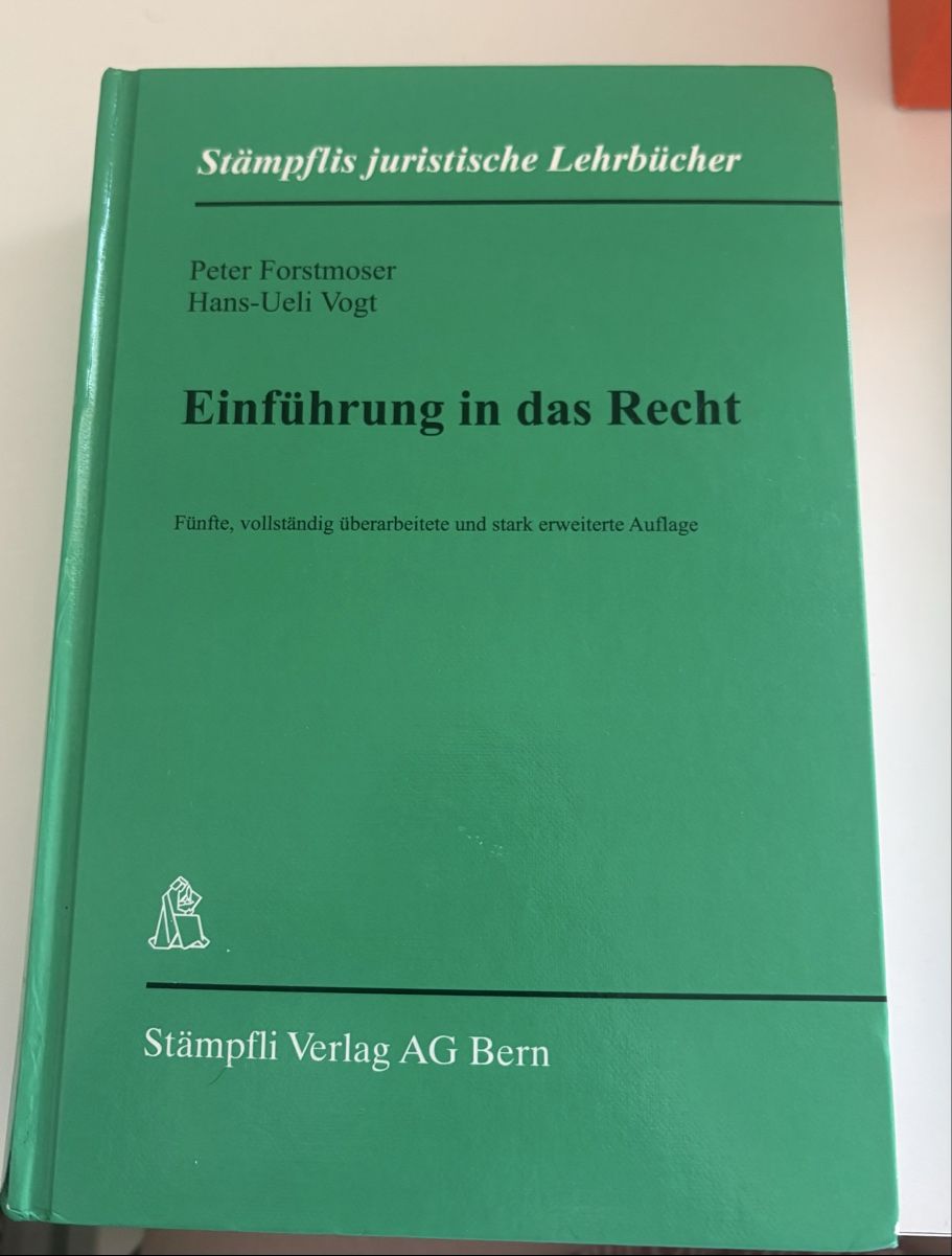 Bücher: Einführung in das Recht  – Neu (gemäss Beschreibung) aus Gebenstorf von Magnolia39
