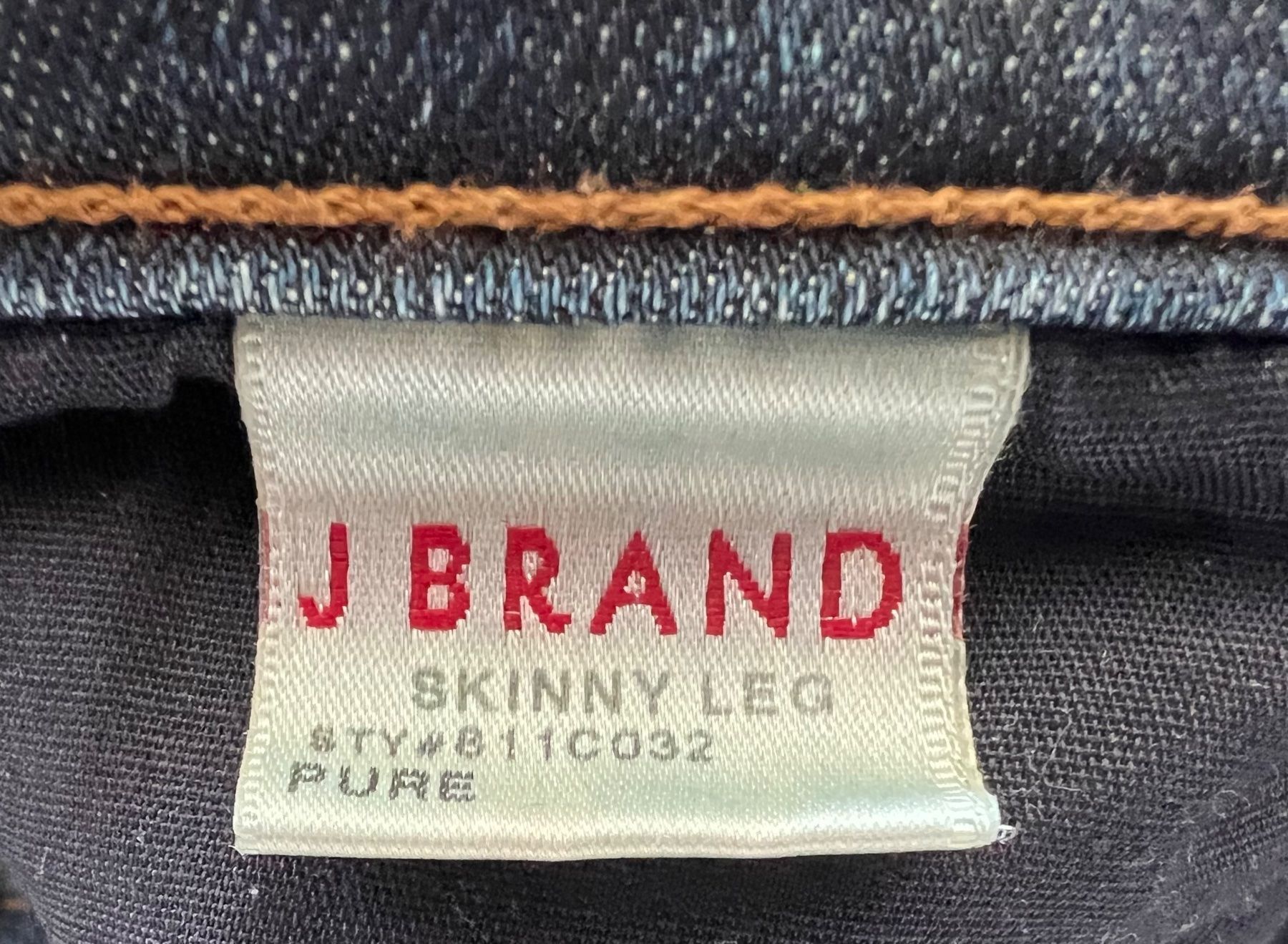 Jeans: Jeans, J Brand 31 – Usato da Richterswil venduto da Solemare47Nicole 2