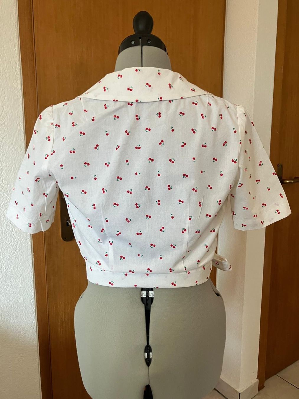 Camicette: Handmade Shirt – Usato da Monte Carasso venduto da arn_dime 2
