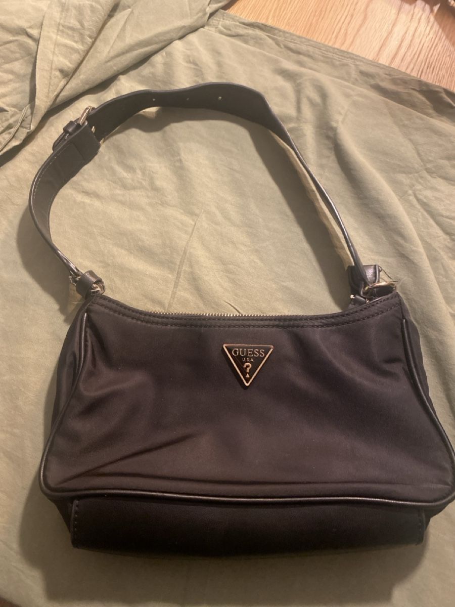 Guess Taschen für Damen: Guess Handtasche – Gebraucht aus Wädenswil von Chantalott