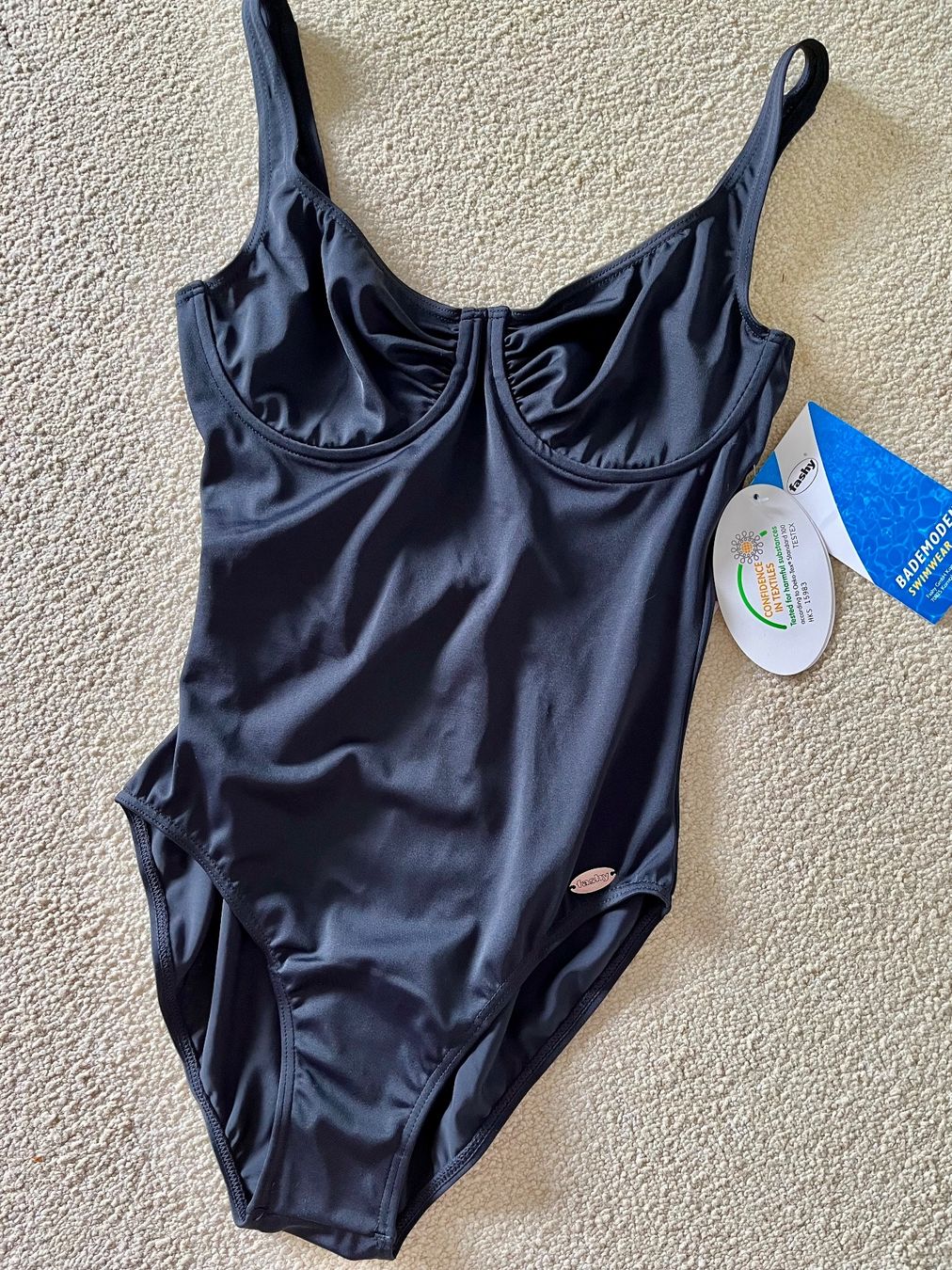 Costumi da bagno & Bikini: klassischer Badeanzug "FASHY GERMANY", schwarz, Gr.36, C-Cup – Nuovo e nell'imballaggio originale da Adliswil venduto da vette56 2