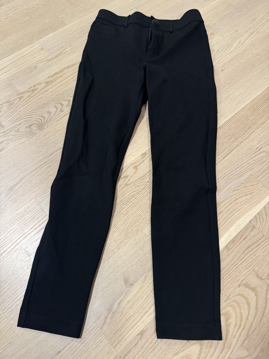 Hosen: Chino-Leggins, Schwarz – Gebraucht aus Pfäffikon ZH von aitm_00 2