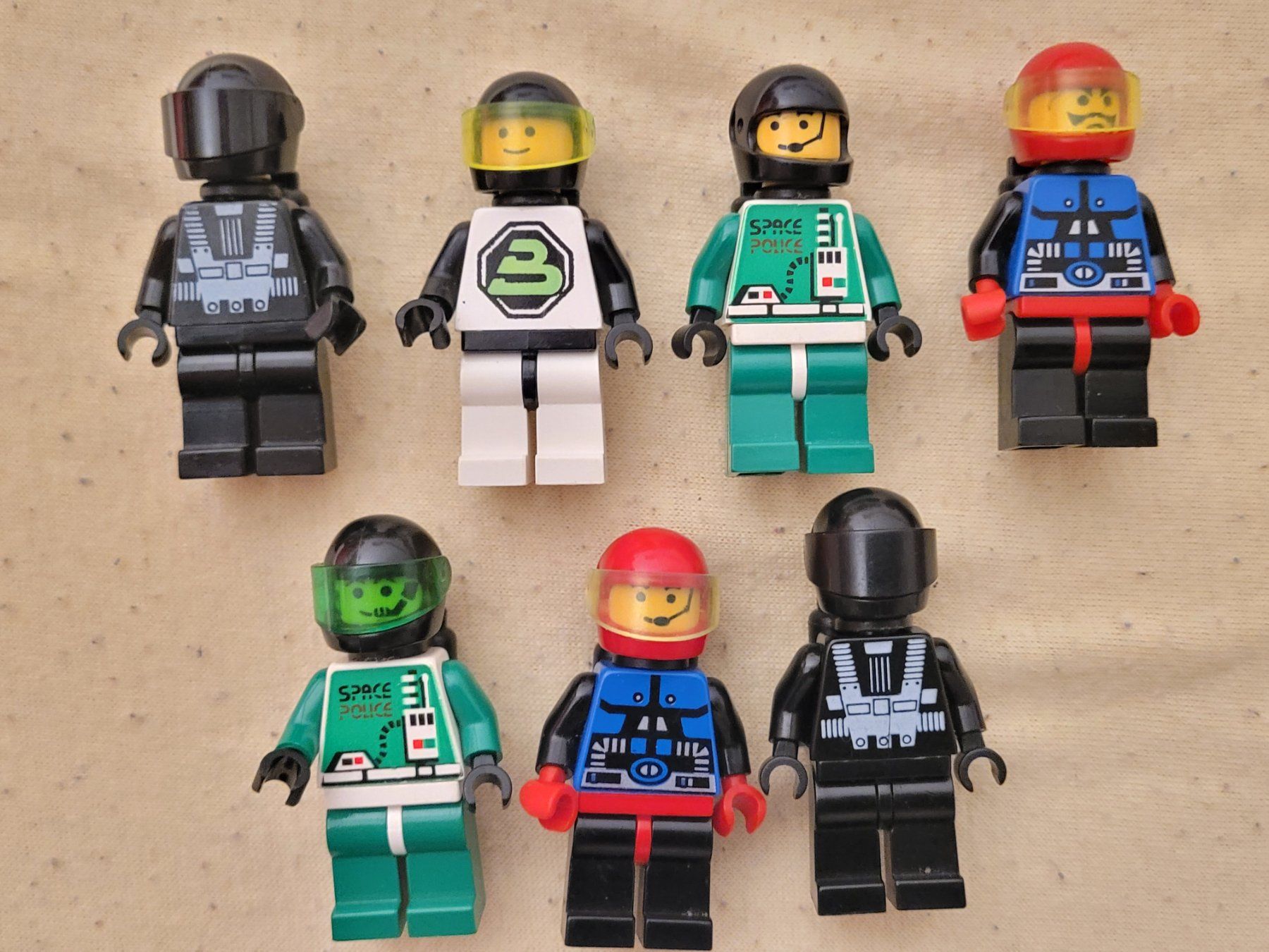 Lego Kit di costruzioni: 7 Lego Space minifiguren 80-90s – Usato da La Tour-de-Peilz venduto da estelle69