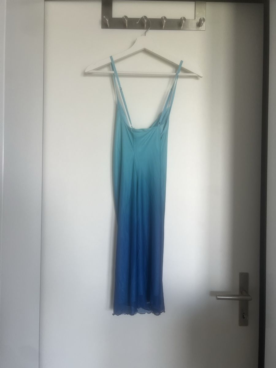 Kleider: Stretchkleid ungetragen Grösse M – Neu und originalverpackt aus Dübendorf von ali_g7p8 1