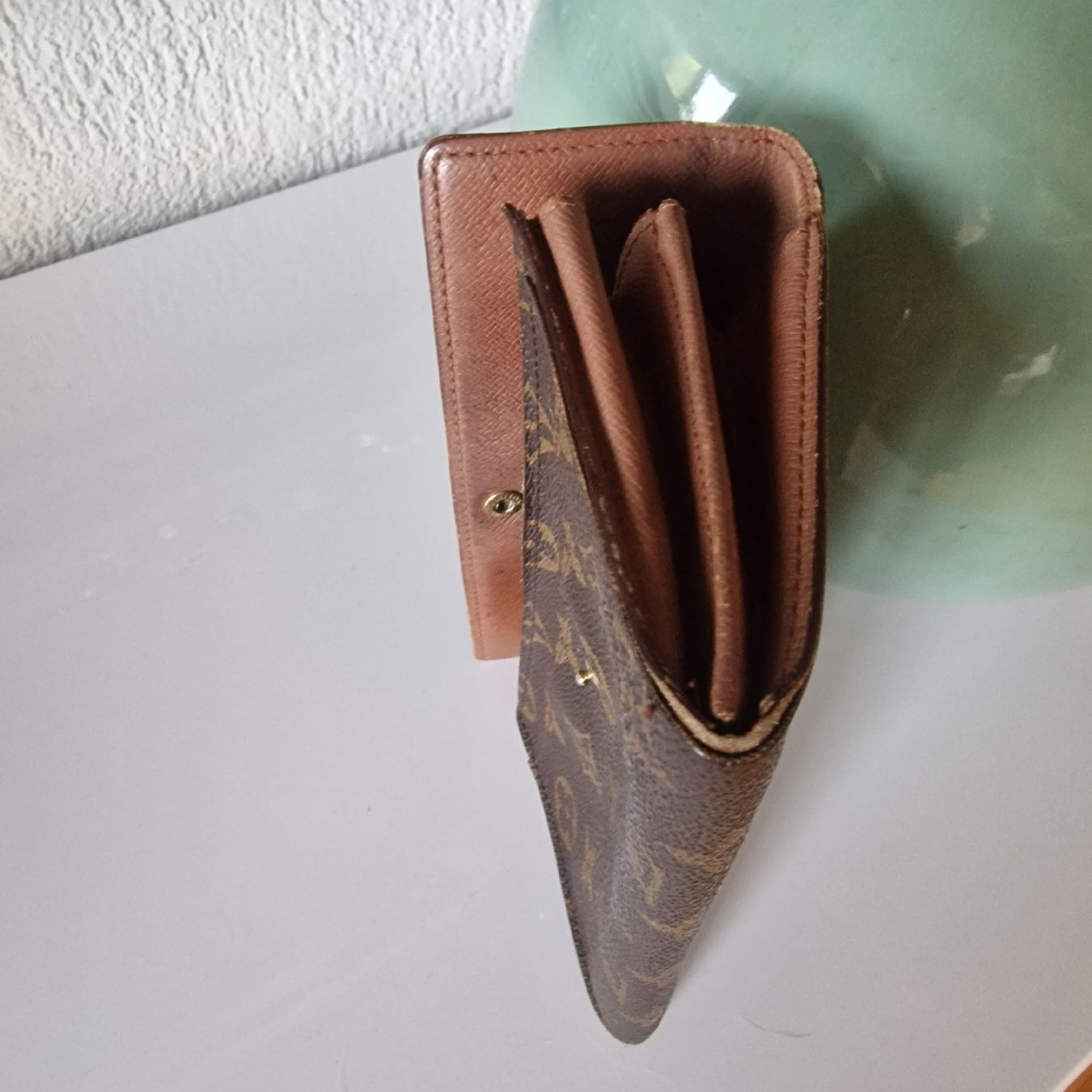 Louis Vuitton Portamonete: Vintage Louis Vuitton Sarah Wallet  – Usato da Effretikon venduto da 84CK 6