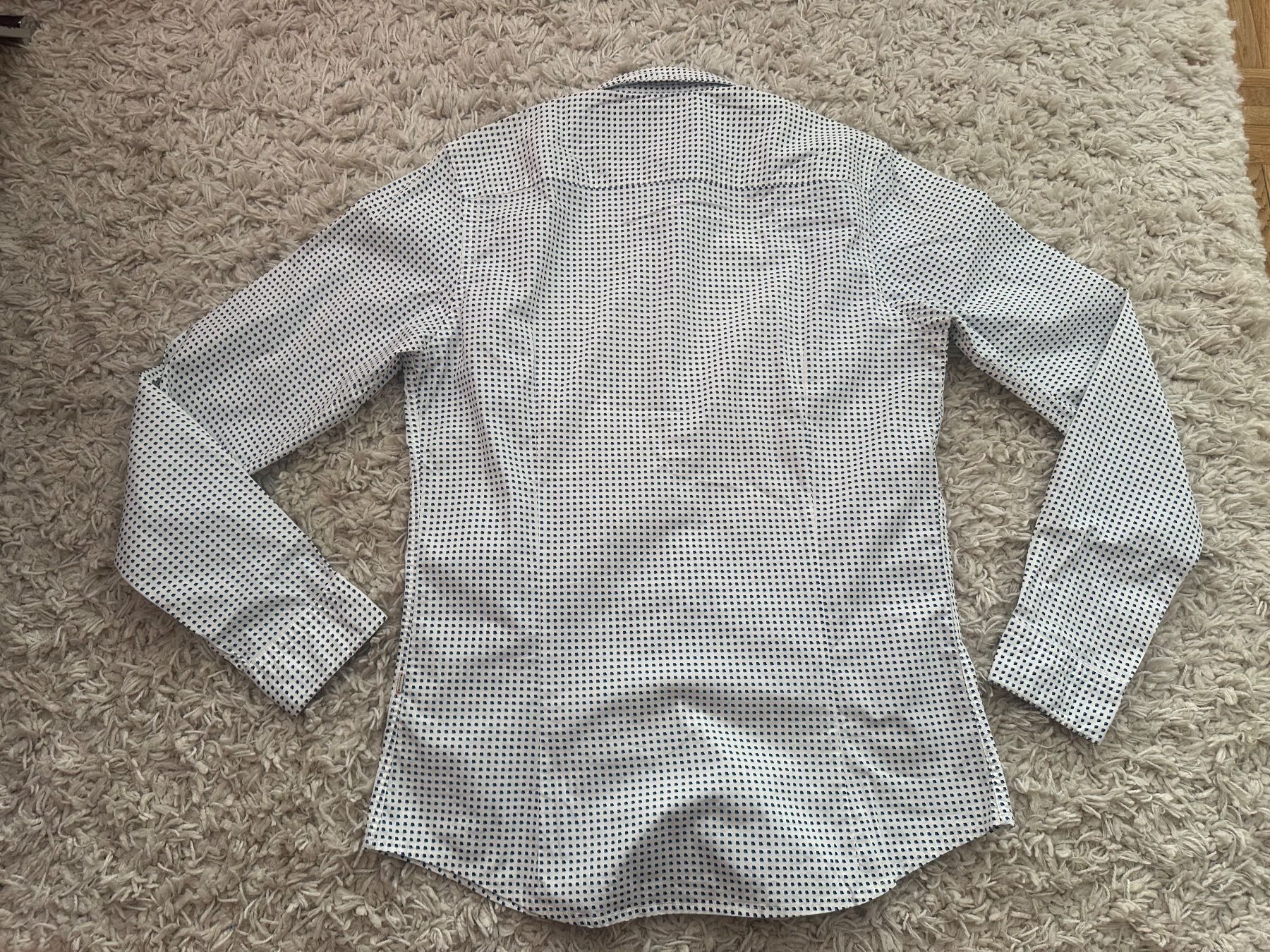 Hugo Boss Camicie: Hugo Boss Hemd Gr.M – Usato da Bern venduto da BrandVilla 1