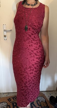 Robe habillée bordeaux motif feuilles taille 44 occasion