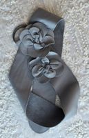 H&M Taillengürtel Grau Leder Blumen Gr. M - neu !