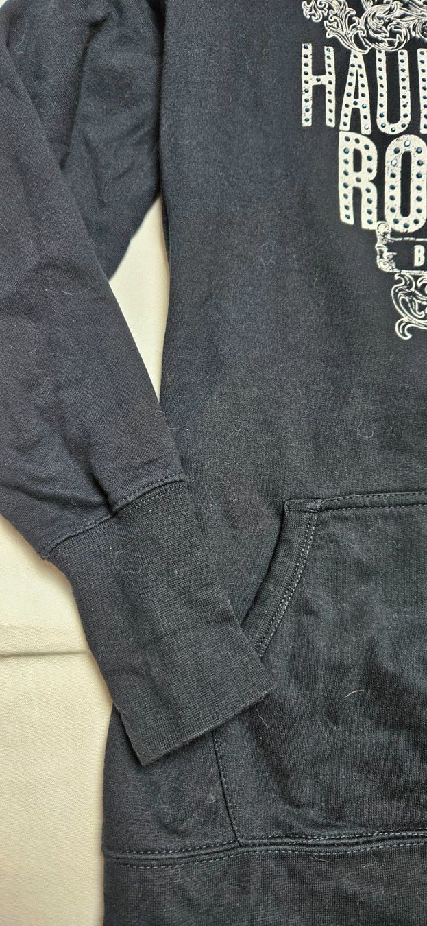 Pullover & Sweatshirts: schwarzer Hoodie "Berlin" – Gebraucht aus Meyriez von Zigzagzug 2
