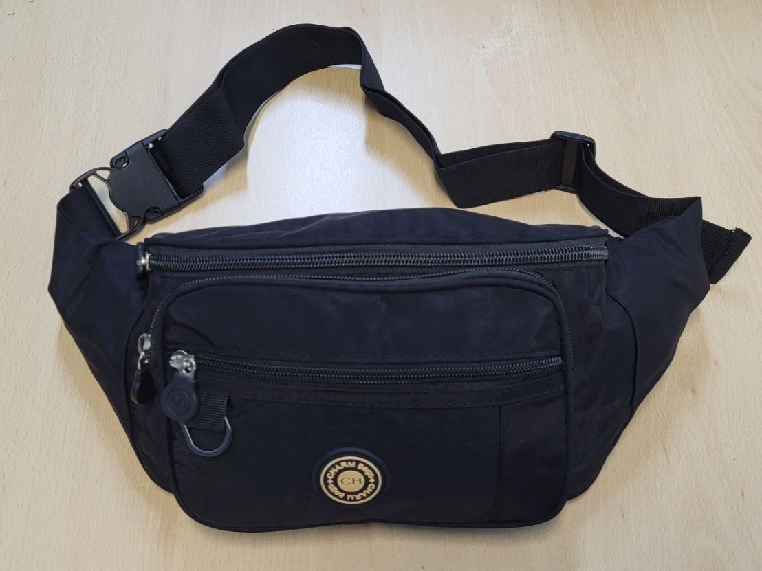 Taschen: Schwarze Bauchtasche mit 4 Fächern Neu – Neu und originalverpackt aus Figino von mayam63 1