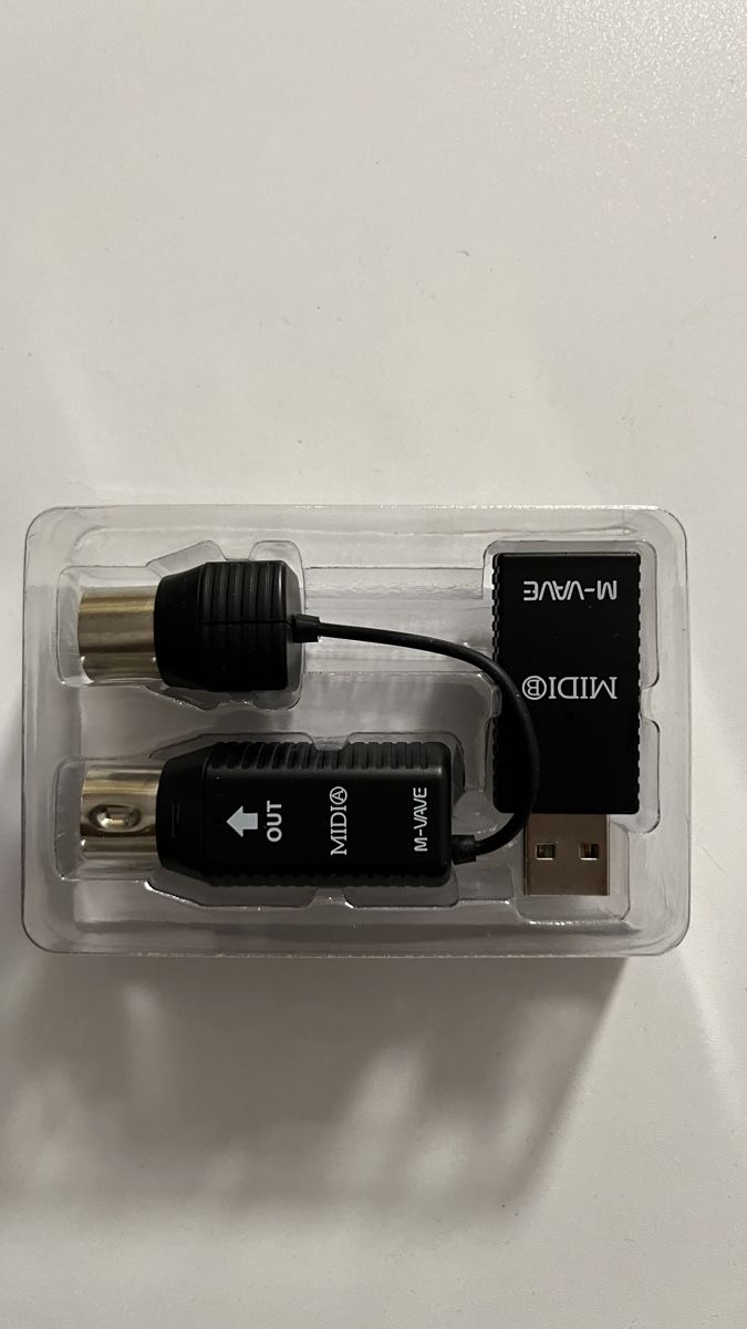 Lecteurs & Adaptateurs: Interface midi wi-fi – Neuf avec emballage d'origine à Echandens par wsurfer