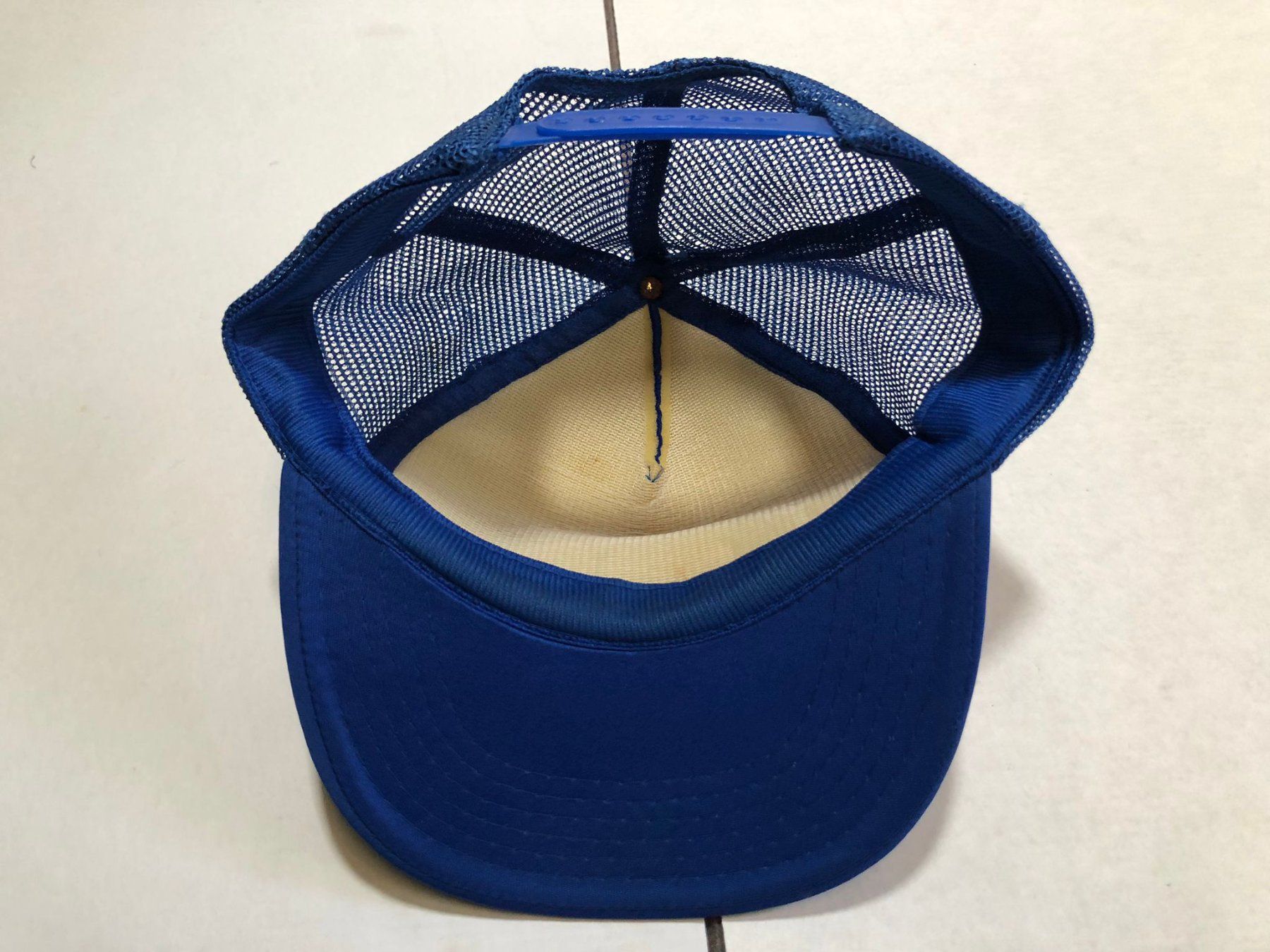 Copricapi, berretti & cappellini: Vintage 90s olympic Mütze – Usato da Zürich venduto da le_souk 2