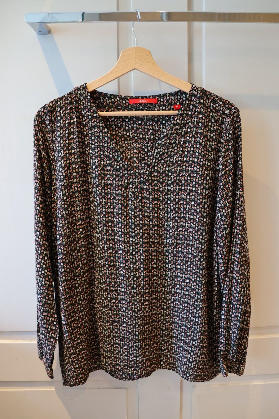 S.Oliver Camicette: s.Oliver Bluse mit Blumenmuster – Usato da Winterthur venduto da jul_v9wx